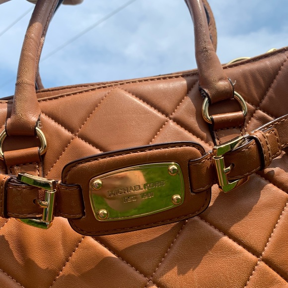 MICHAEL KORS Brown Leather Tote with Hold Chain - Picture 2 of 12